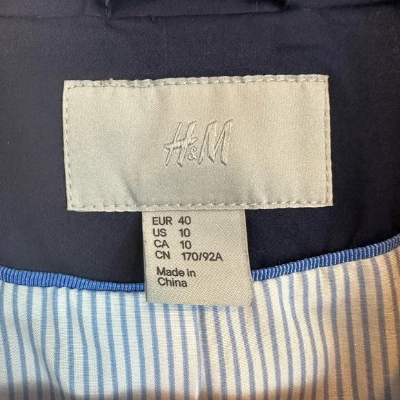 H&M Blue Blazer with Pinstripe Lining - Picture 3 of 9